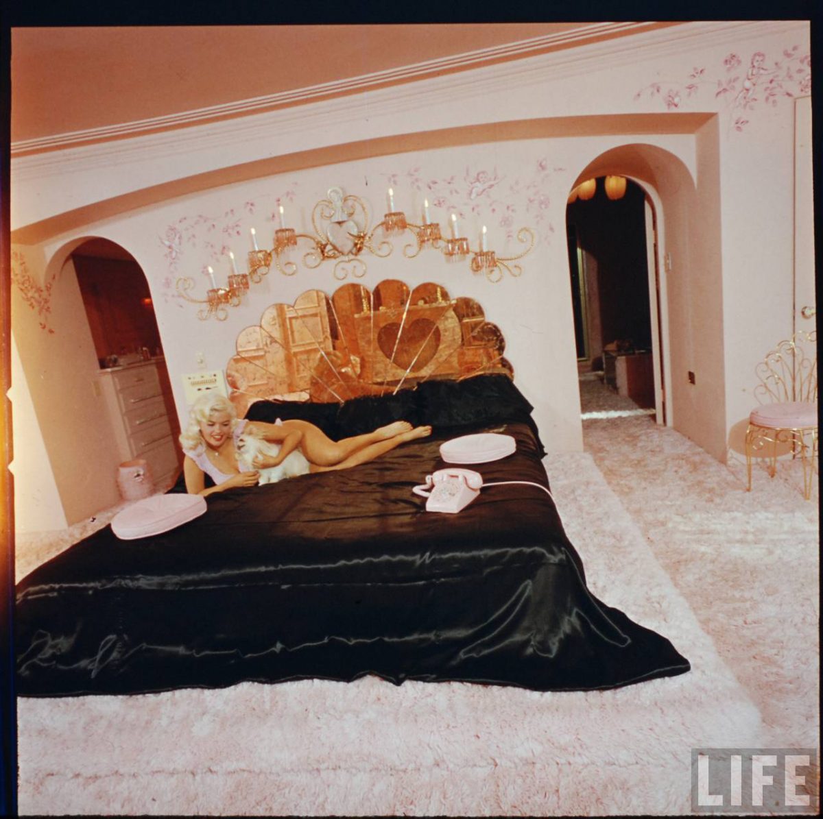 Jayne Mansfield's Pink Palace