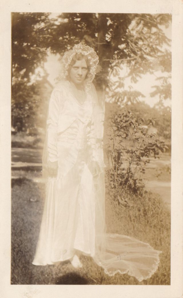 All Brides Are Beautiful : Vintage Snapshots Of Their Big Day - Flashbak