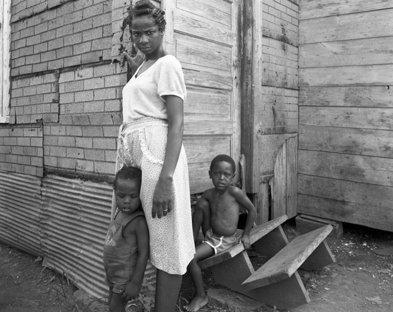 Telling Photographs Of Rural Black Americans In The U.s. South During 