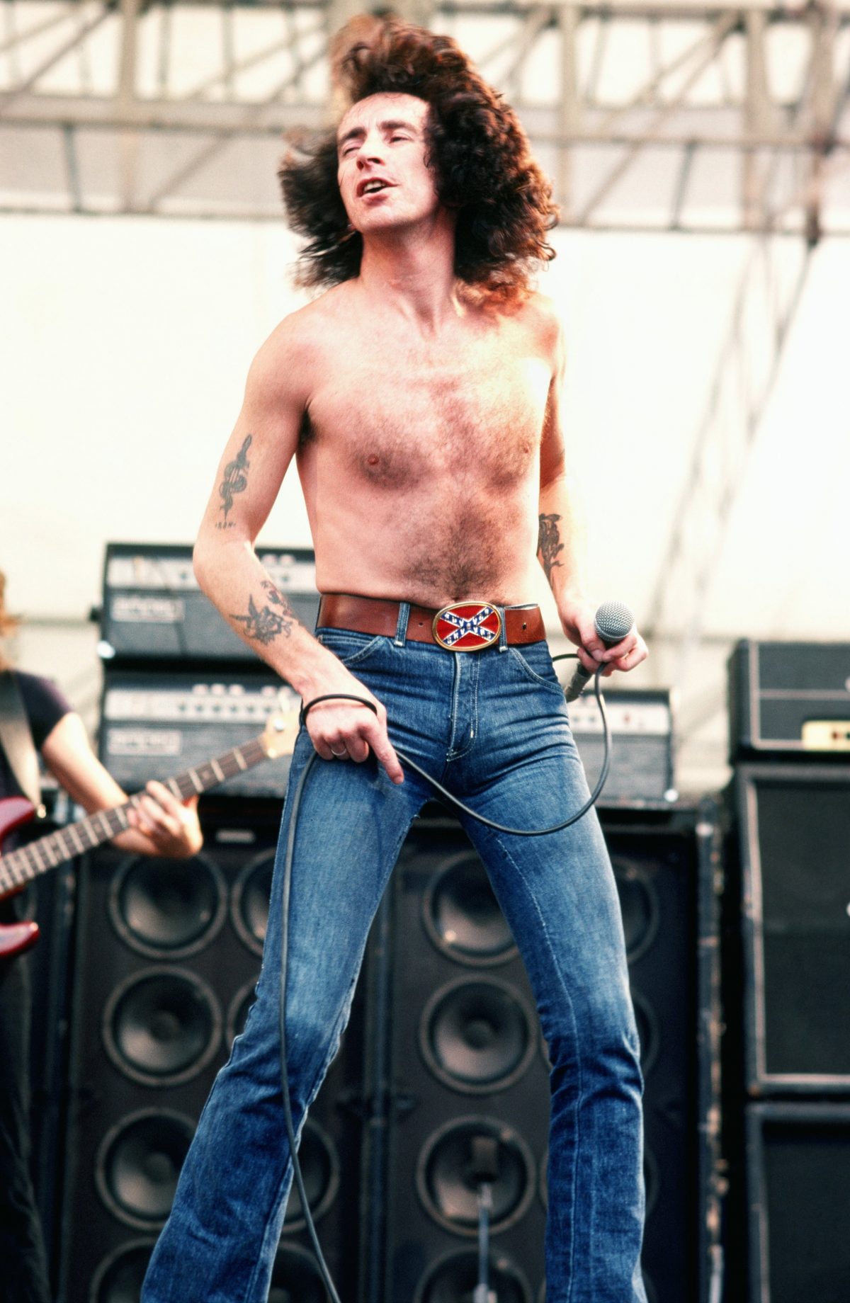 Remembering Original Ac Dc Singer Bon Scott 40 Years After His Death Flashbak