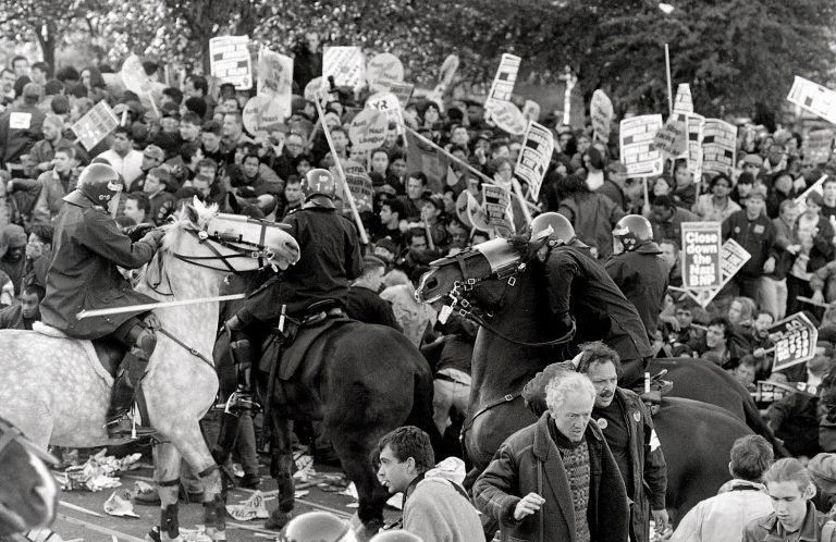 Coppers: Brilliant Photographs of British Police in the 1980s - Flashbak