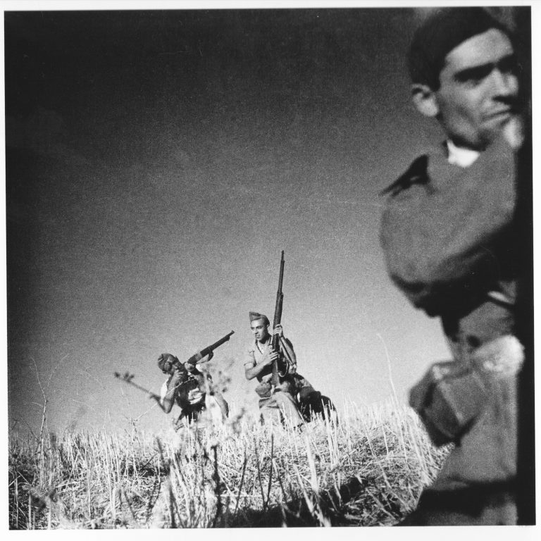 Out of the Shadows - Gerda Taro, War Photographer - Flashbak