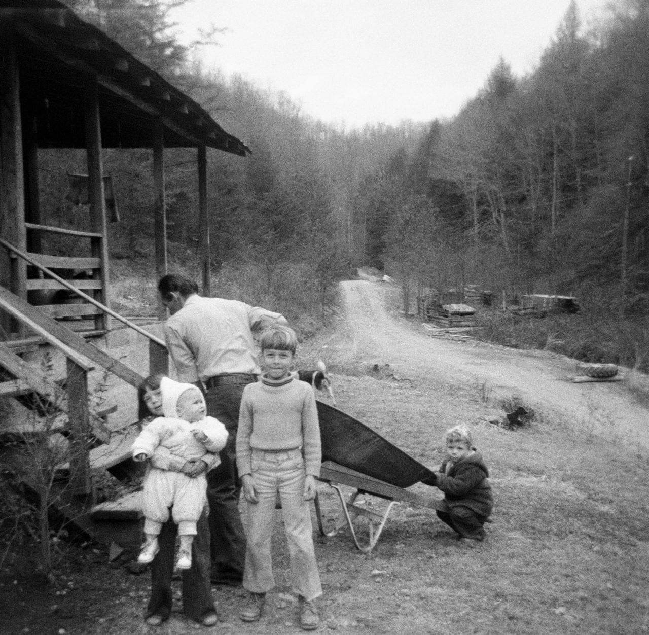 appalachian kentucky kids family 1975