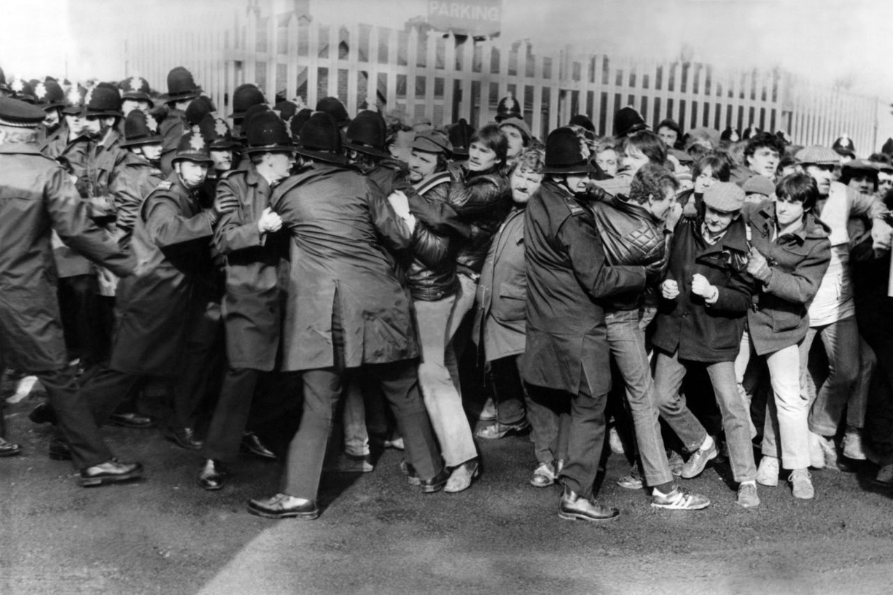 Civil War: Dramatic Scenes From The British Miners Strike Of 1984-85 ...