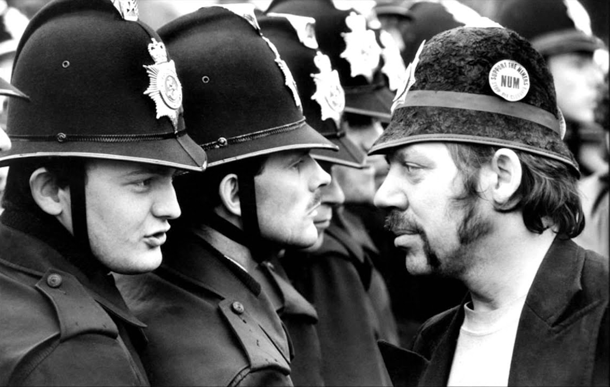 Civil War: Dramatic Scenes From The British Miners Strike Of 1984-85 ...