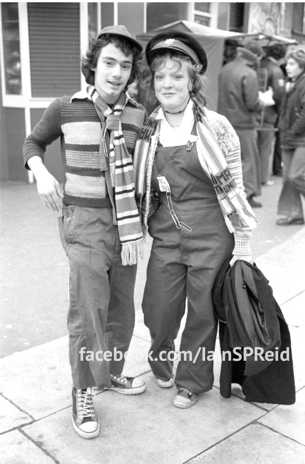 Manchester United and Manchester City football fans in the 1970s by Iaian S P reid 