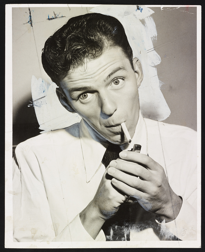 [Frank Sinatra lighting a cigarette] / World Telegram photo by Al Aumuller. Contributor Names Aumuller, Al, photographer Created / Published [New York] : [New York World-Telegram & Sun], Oct 13, 1944.