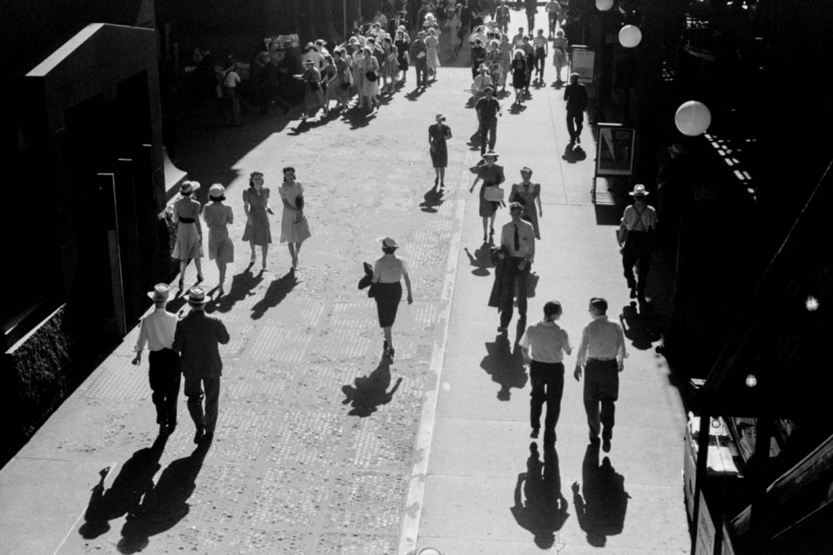 Striking Images of 1941 Chicago by John Vachon, One of the New Deal's Most Original Photographers