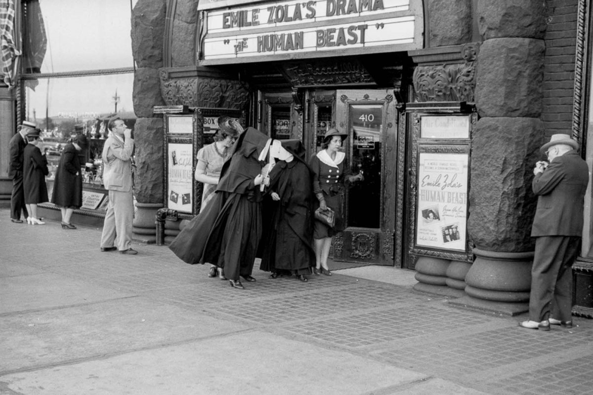 Striking Images of 1941 Chicago by John Vachon, One of the New Deal's Most Original Photographers