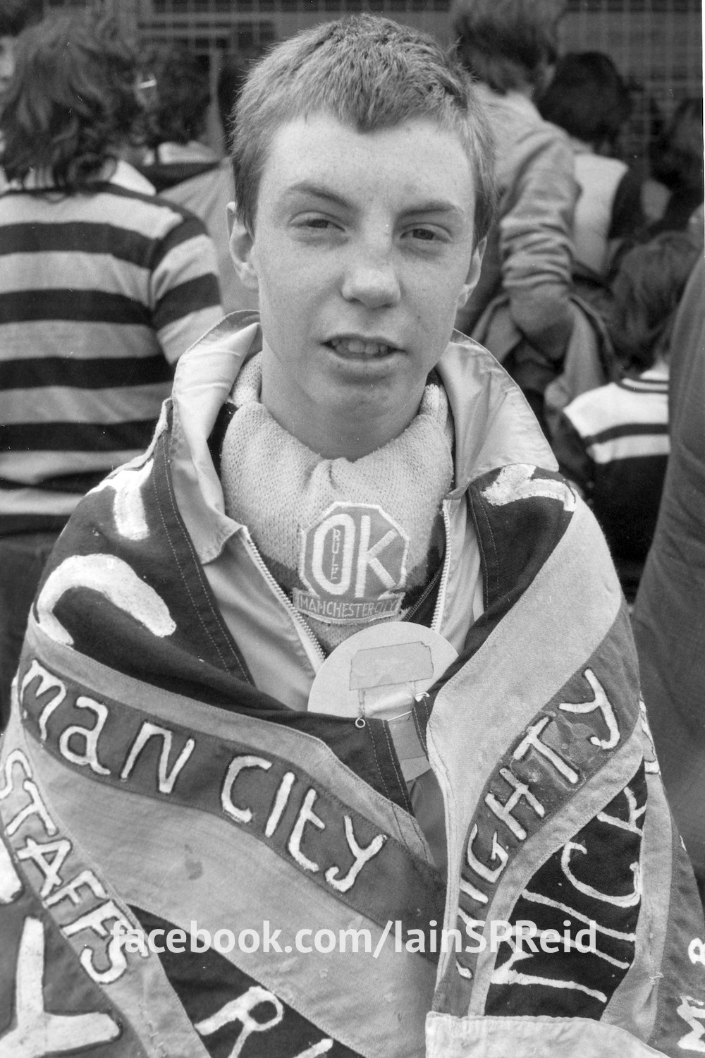 Manchester United and Manchester City football fans in the 1970s by Iaian S P reid 