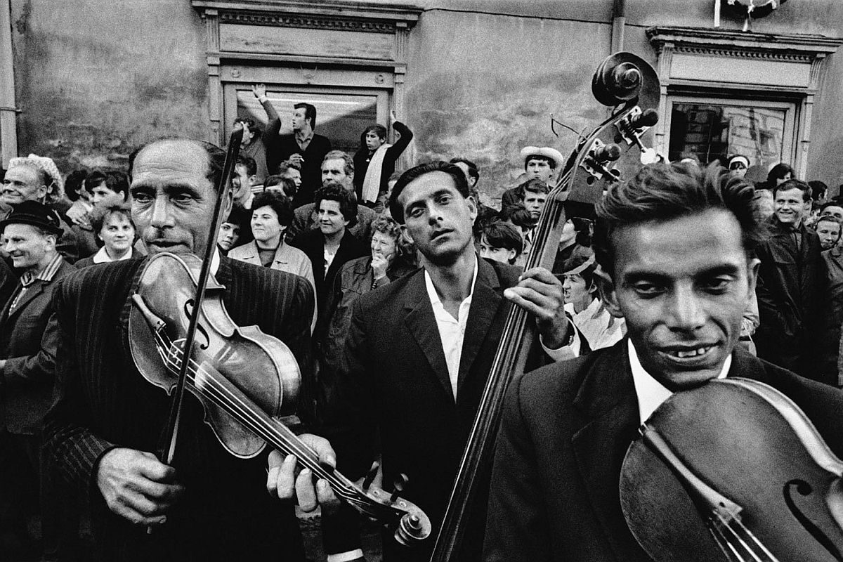 European Roma People in the Late 1960s