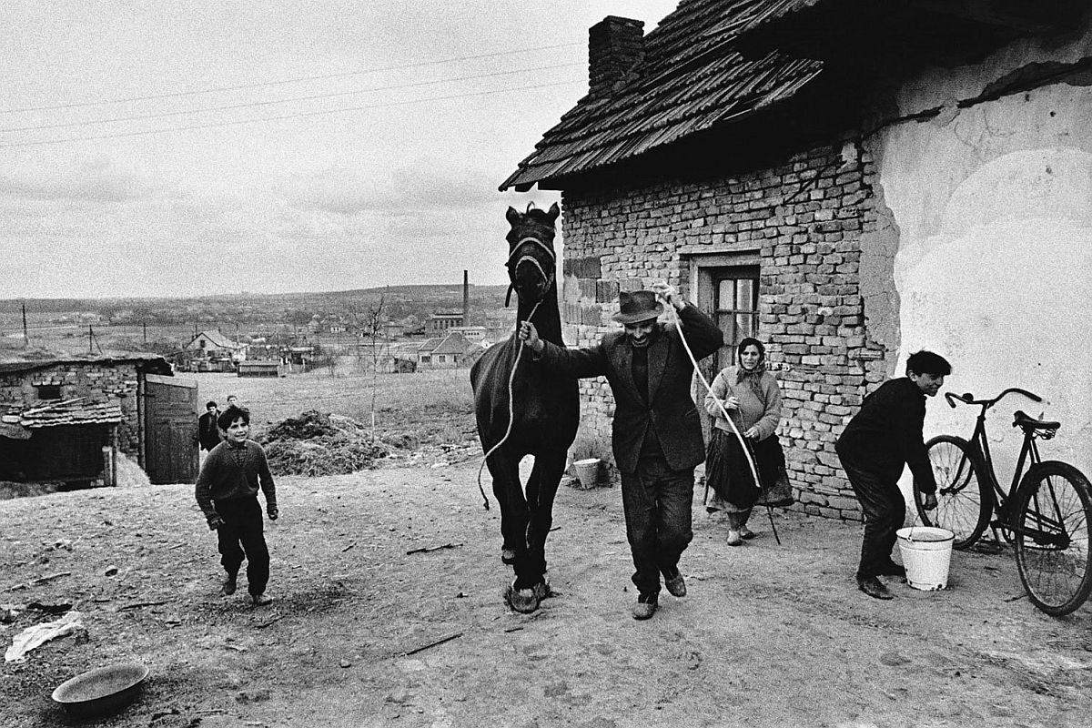 European Roma People in the Late 1960s