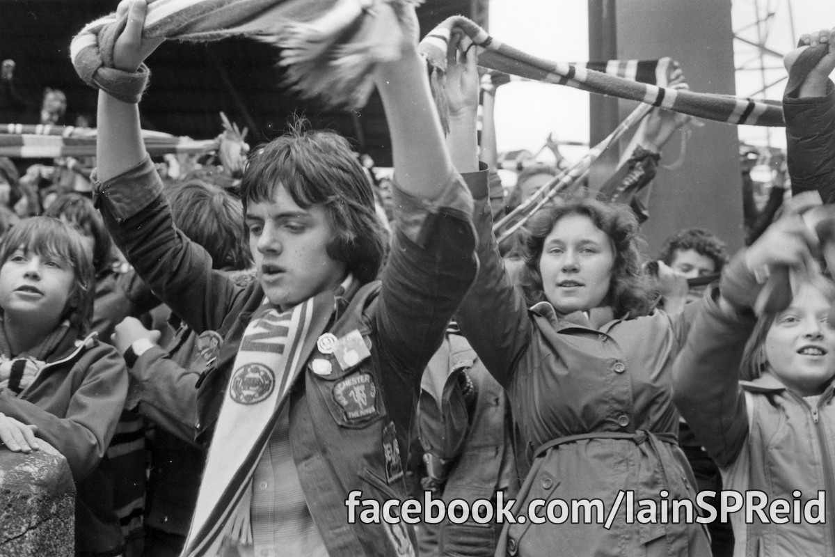 Manchester United and Manchester City football fans in the 1970s by Iaian S P reid 