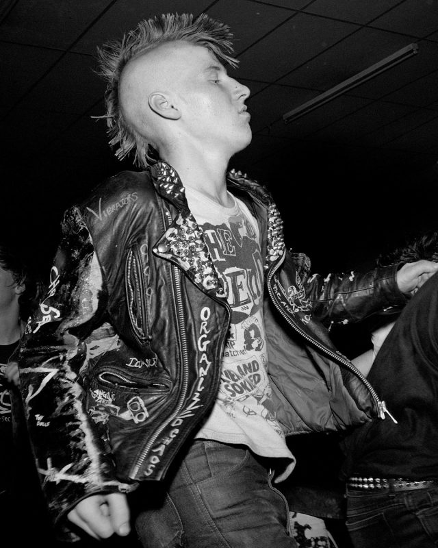 In the Moshpits of the Working Class Punk Scene of Newcastle, 1985 ...