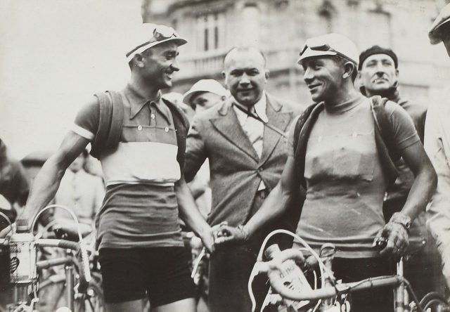 Photos of the Rough and Tumble Tour de France Throughout the Years ...