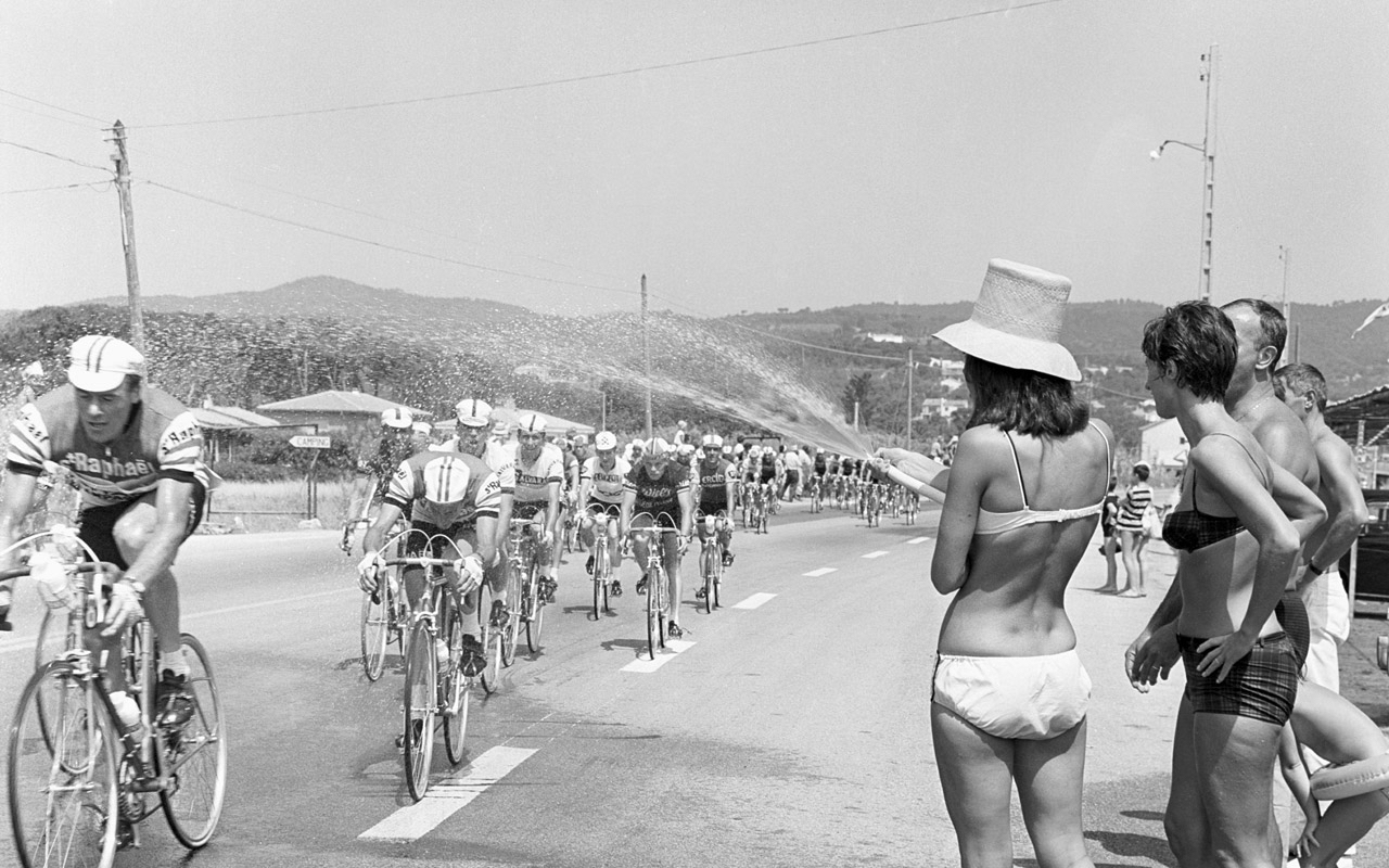 Photos of the Rough and Tumble Tour de France Throughout the Years.