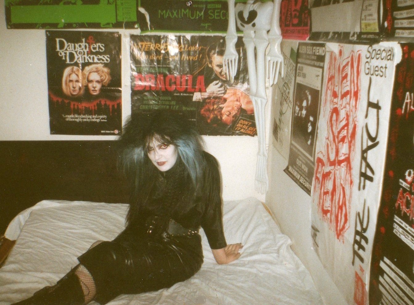 1990s Teenagers and Their Bedrooms Walls - Flashbak