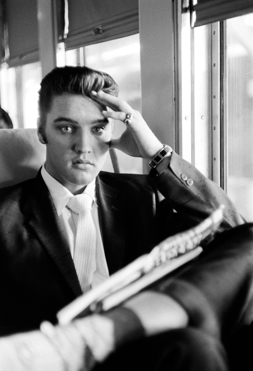 Elvis Presley train from New York to Memphis, July 4, 1956 by Alfred Wertheimer