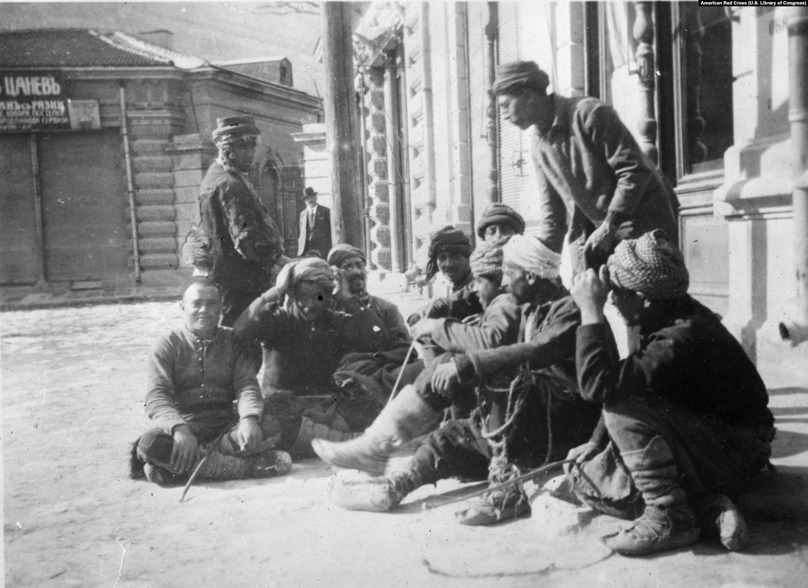 Lewis Hine's Ethnographic Photographs Of Balkan Peoples For The Red ...