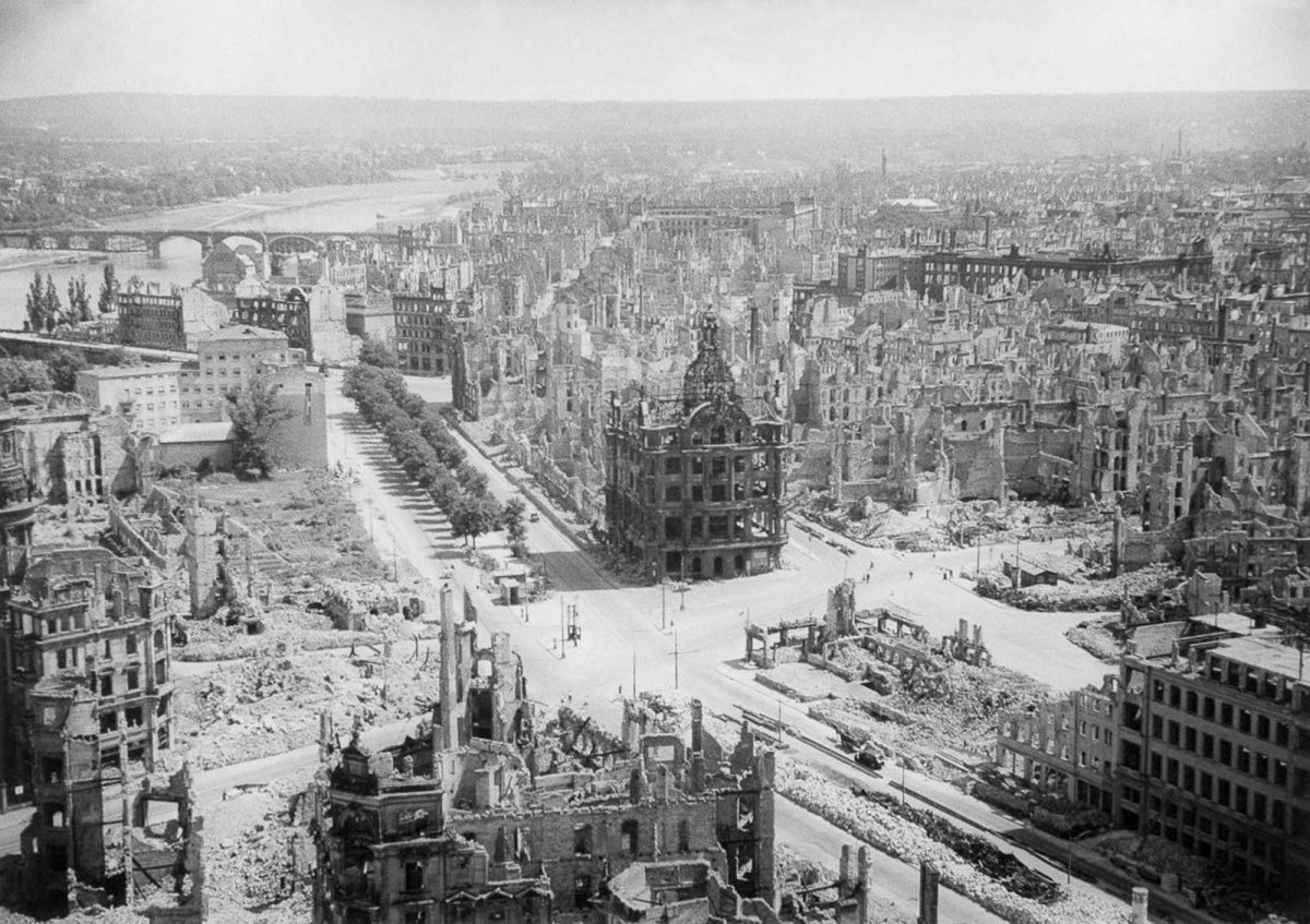 Dresden fire bombing 1945