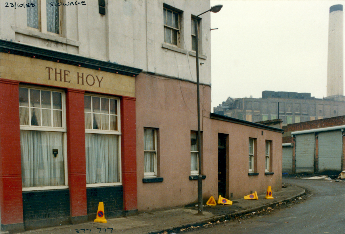 The Hoy, pub, Creek Rd, Stowage, Deptford, Greenwich, 1988