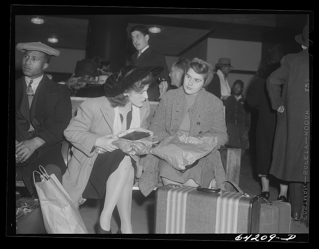 Washington, D.C. Greyhound bus terminal on day before Christmas. Waiting for bus to Richmond Contributor Names Vachon, John, 1914-1975, photographer john vachon