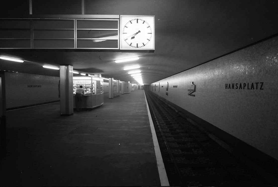 Berlin- Interbau; U-Bahnhof Hansaplatz 