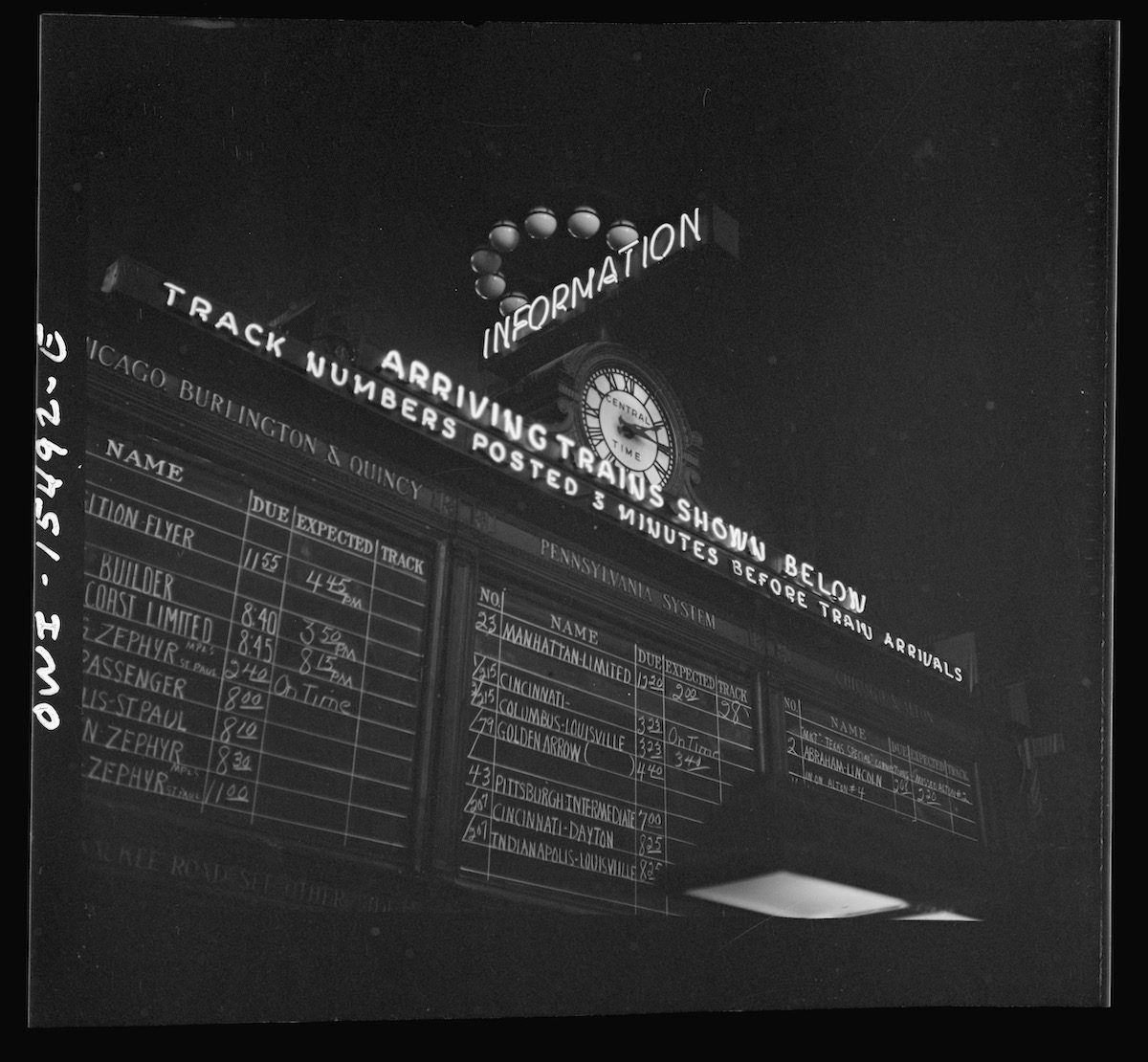 Union Station Chicago 1943 by Jack Delano