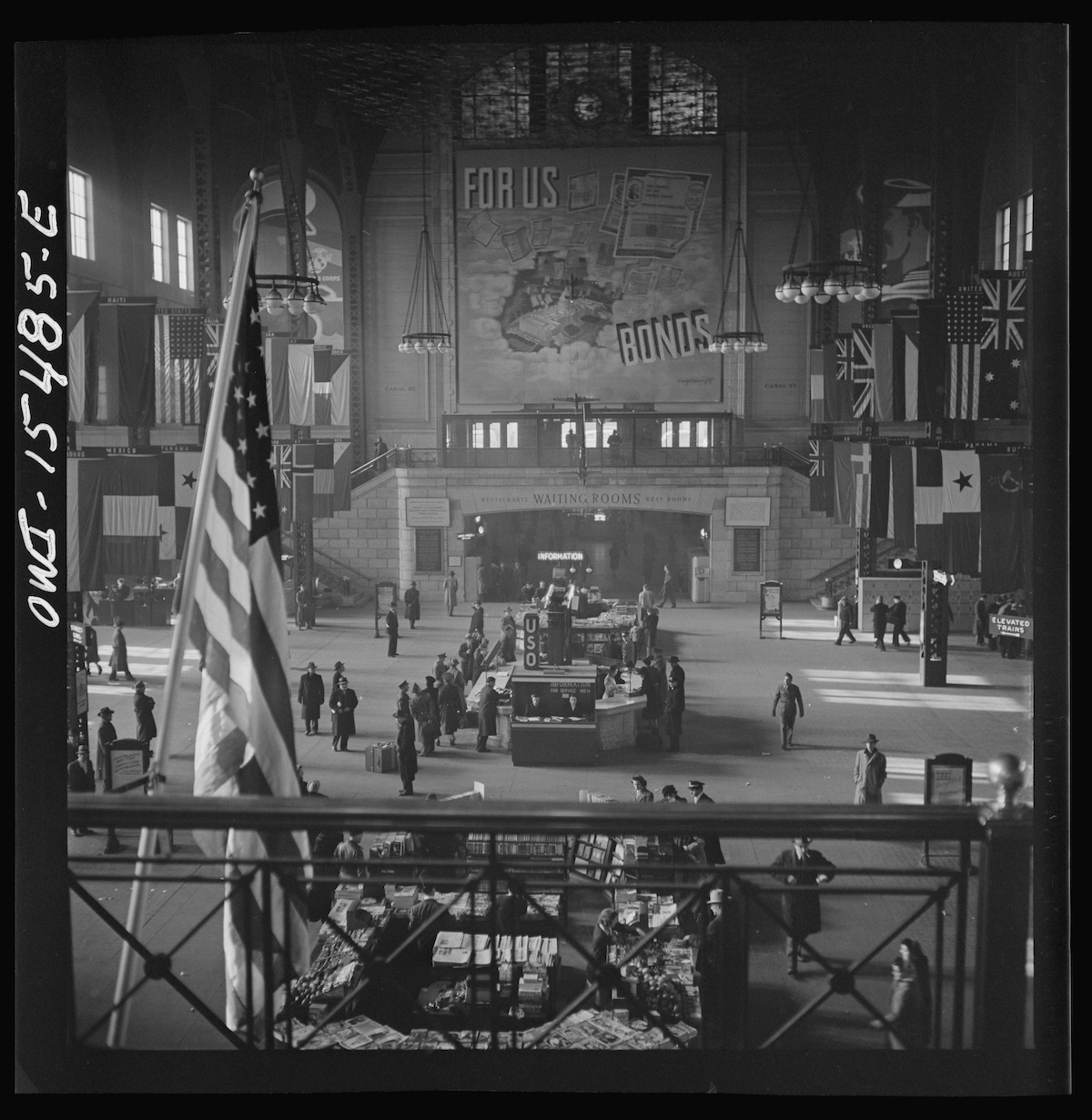 Union Station Chicago 1943 by Jack Delano