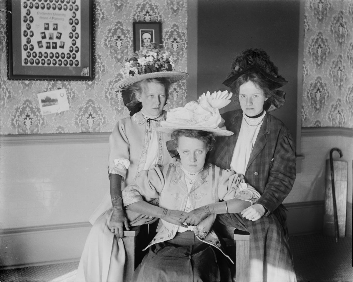 Three unidentified women wearing large hatsGeorge Silas Duntley Photographs 1899-1918