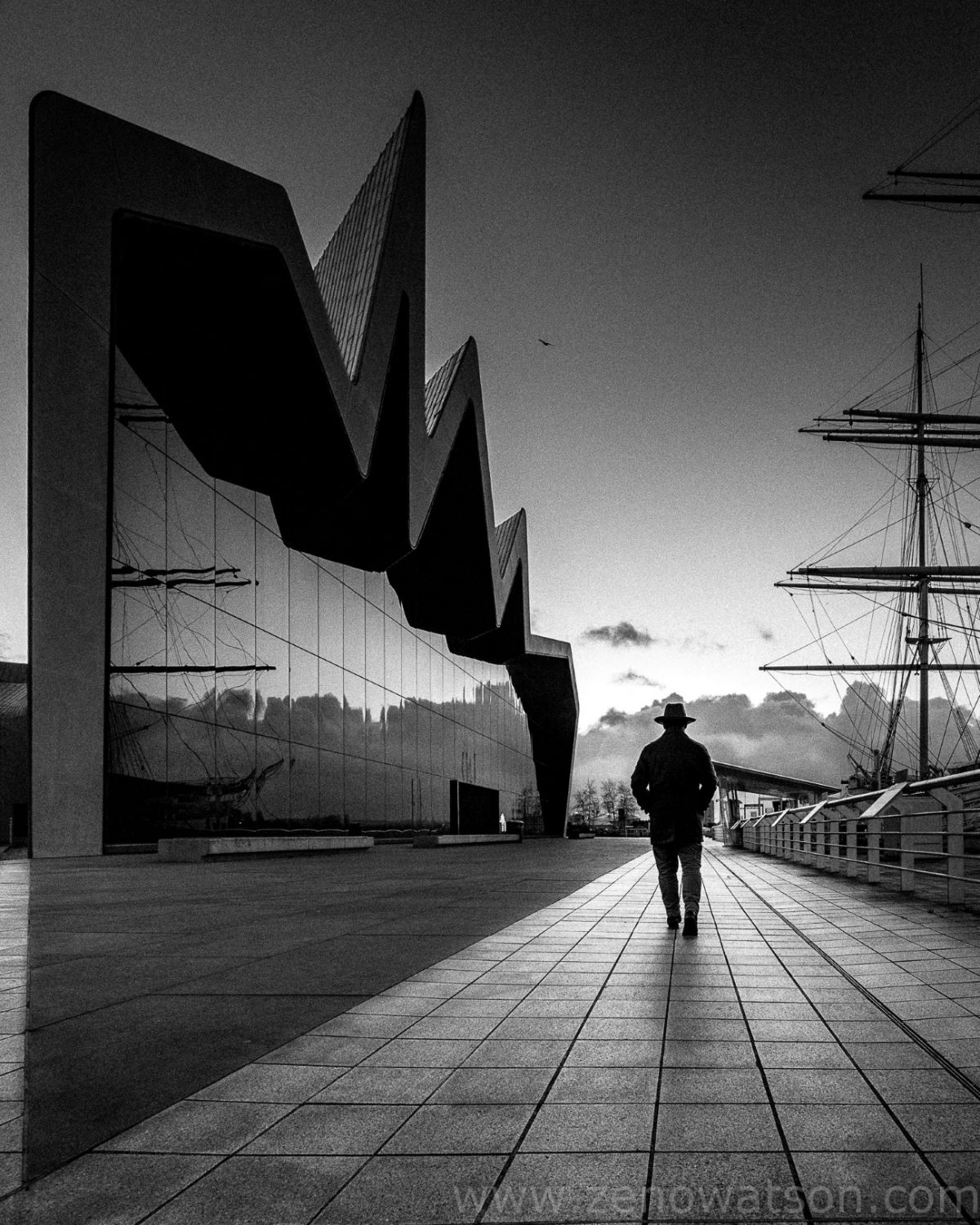 Zeno Watson, photography, Glasgow, Streets, The Man in the Hat