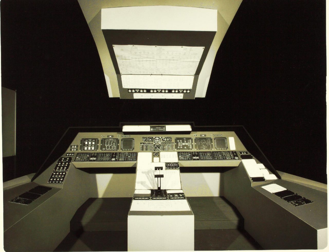 Space Shuttle consoles 1980s