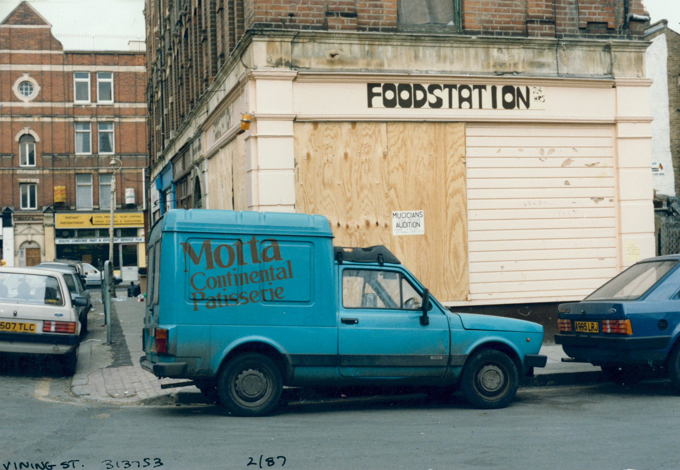 Van, Vining St, Brixton, 1987, Lambeth