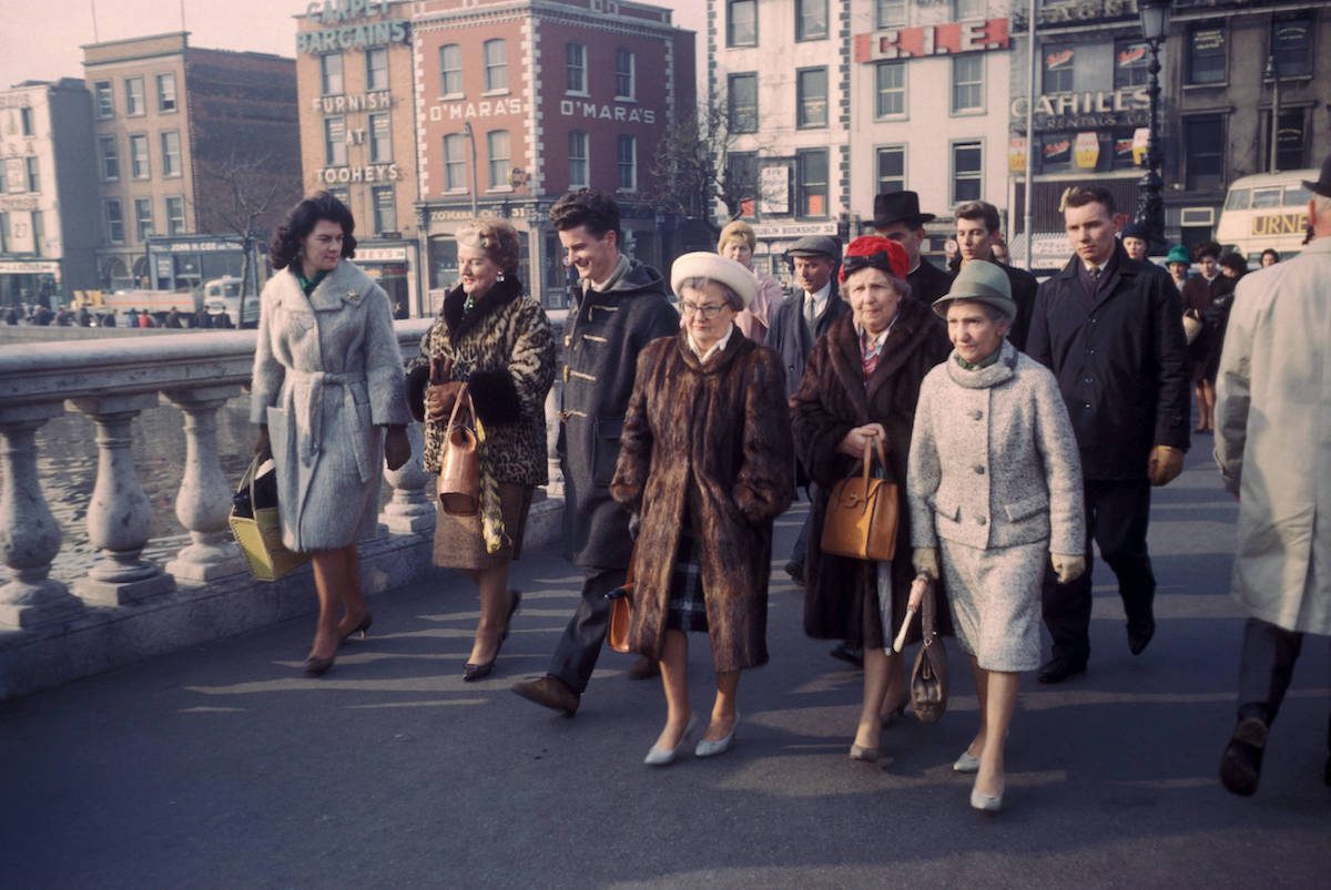 Dublin, street scene 1964