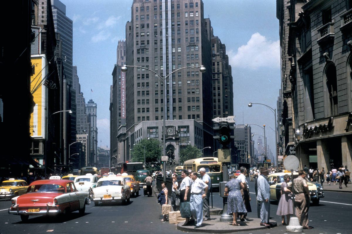 New York, Manhattan, street scene near Herald Square 56