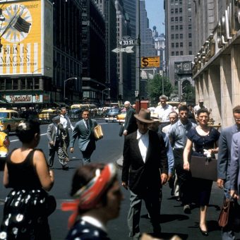 Mid-Century Manhattan : 1950s New York City in Kodachrome