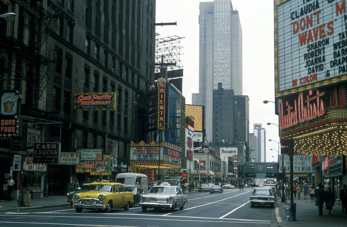 Randolph Street E from Dearborn Street Chicago 1962 Flashbak