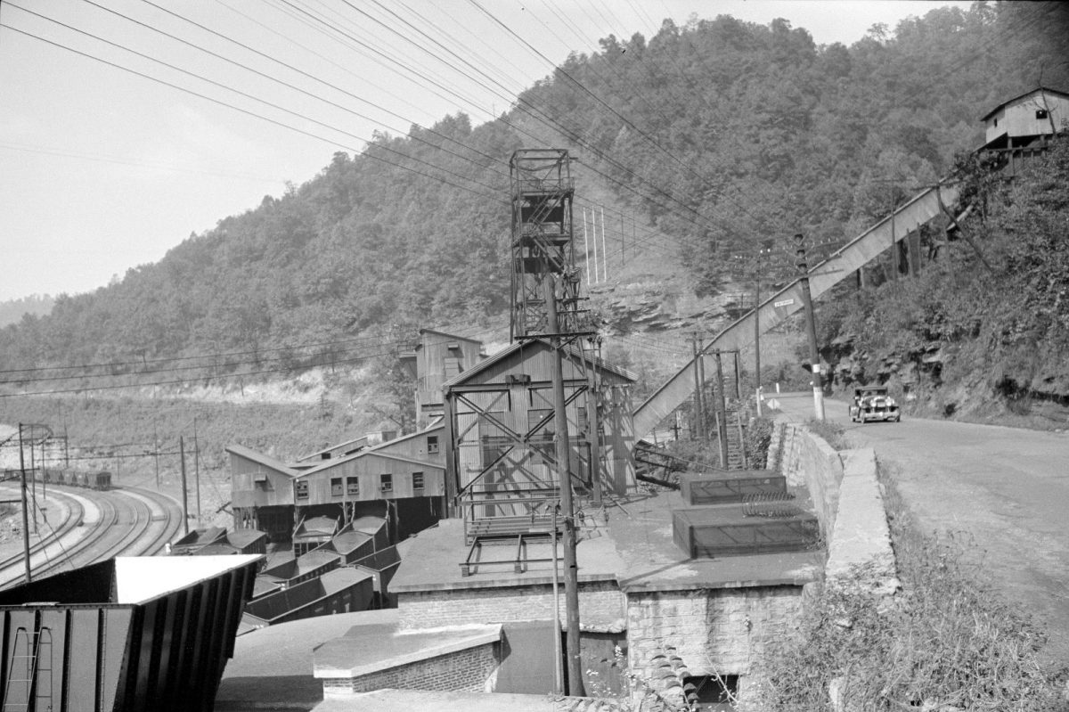 Marion Post Wolcott, photography, coal mine, West Virginia, America, documentary photography, people, places