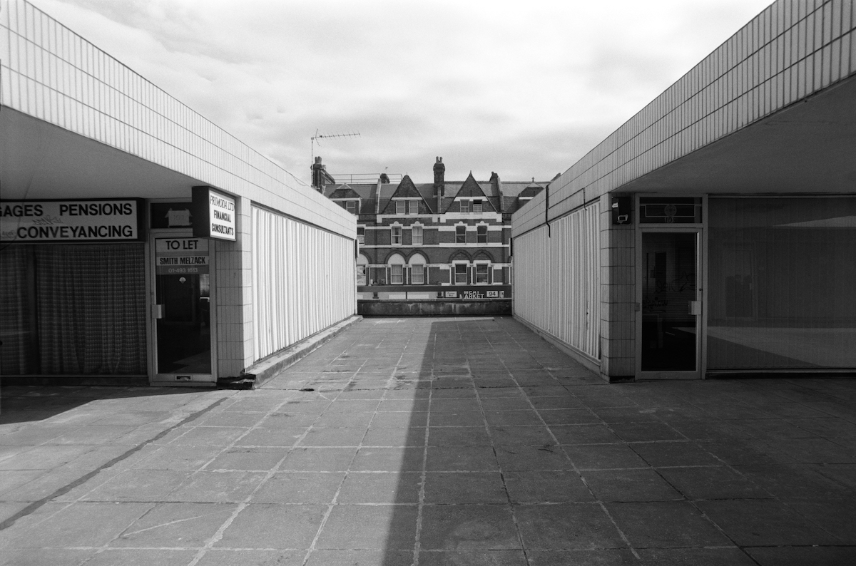 Kilburn Square, Kilburn High Rd, Brondesbury Rd, Kilburn, Brent, 1988