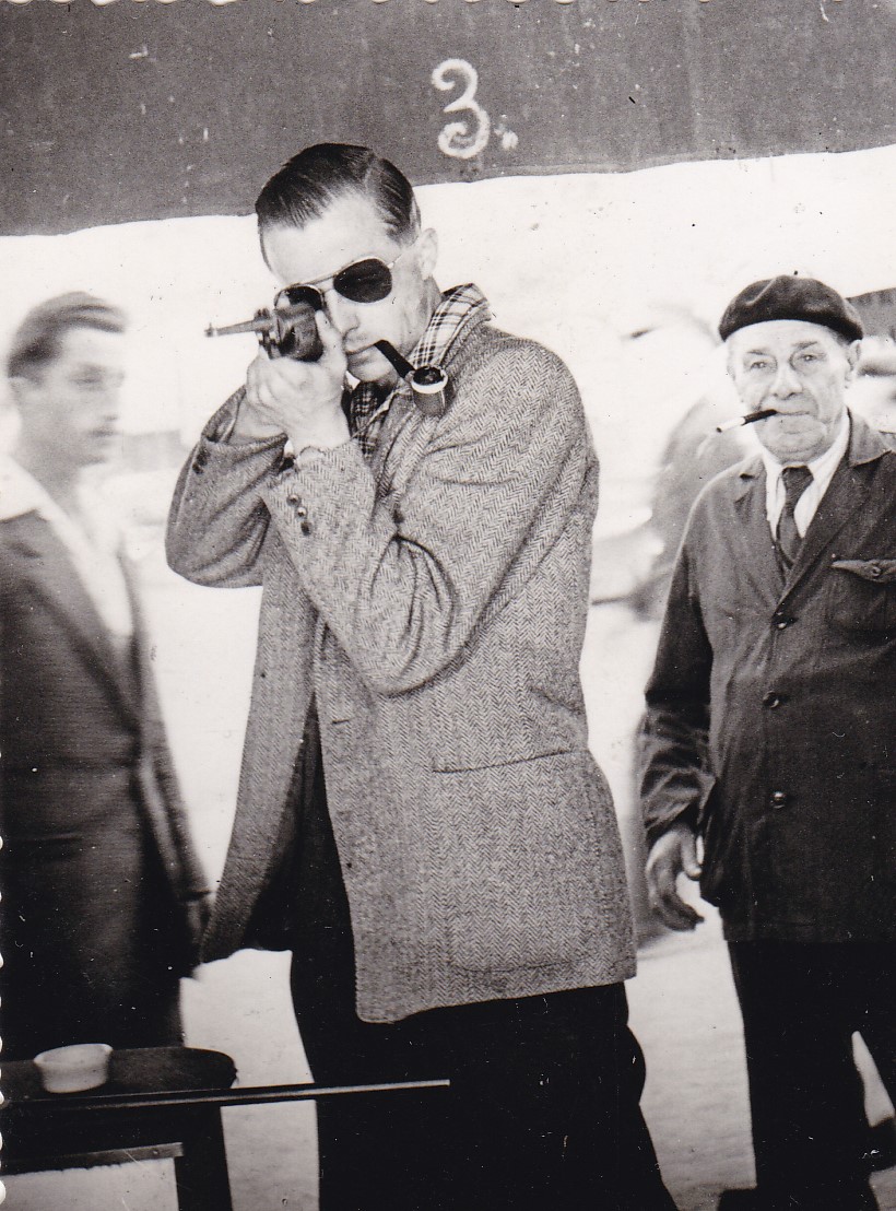 Snapshots of Men In Killer Sunglasses