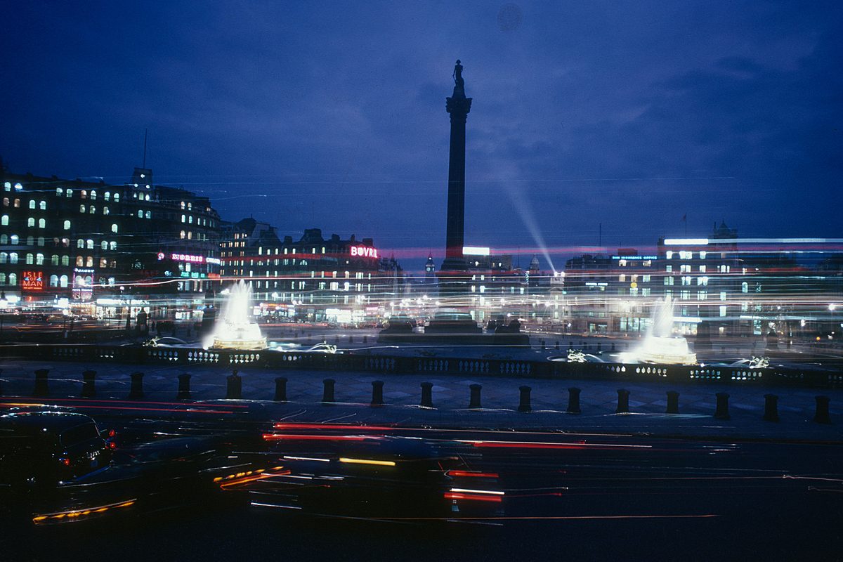 November 1966 Trafalgar Square London. (photo by Gerry Cranham)