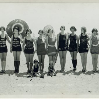 Balboa Beach Bathing Beauty Parade, 1925 - Flashbak