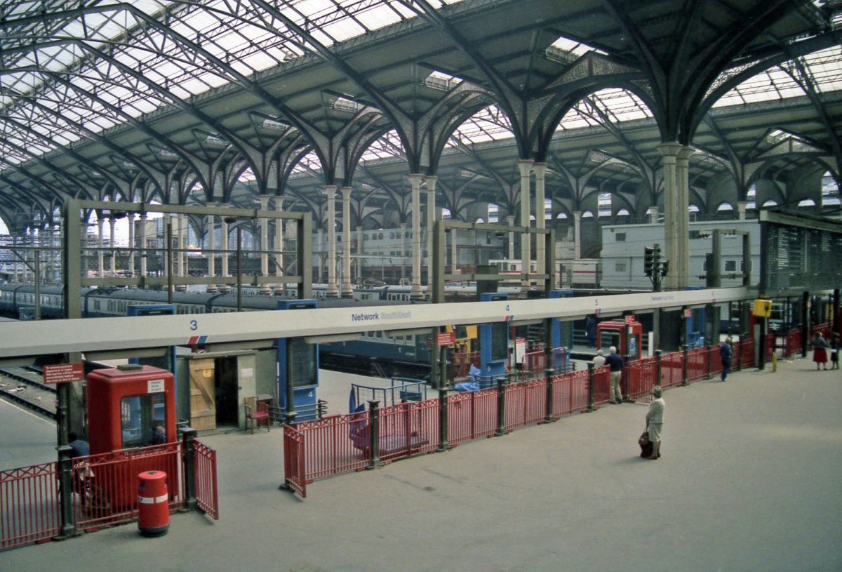 Liverpool St station 1987 In the western trainshed overlooking platforms 3 to 7.