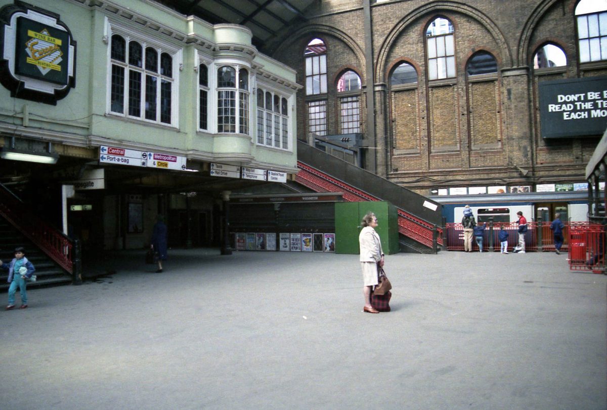 Liverpool St station 1987