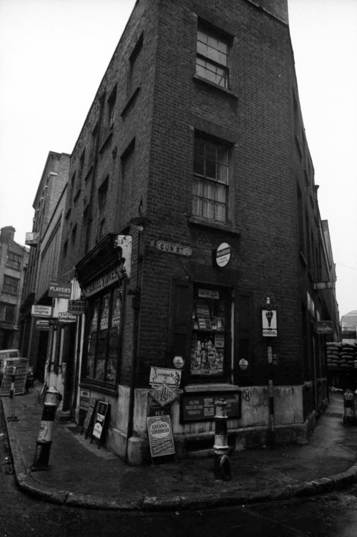 London shops 1960s