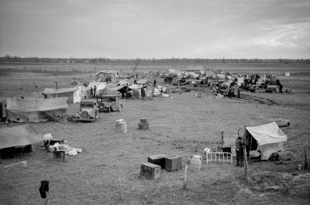 Sharecroppers 1930s Homeless Flashbak   Sharecroppers 1930s Homeless 640x424 