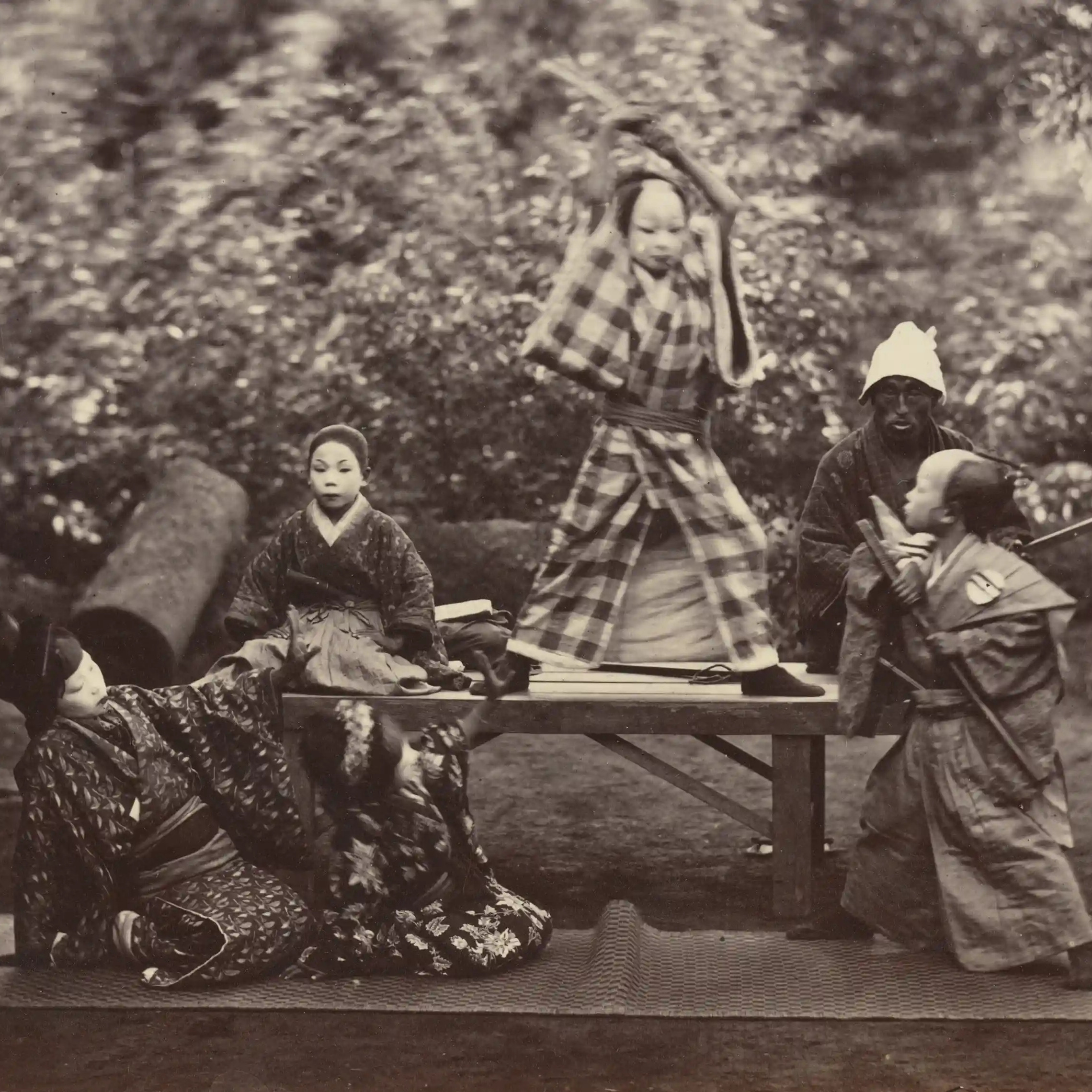 A Westerner's Photographs of His Life in 1860s Japan Flashbak