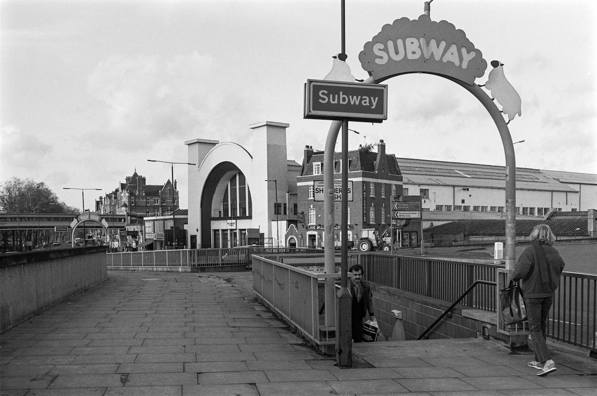 Subway, Shepherds Bush, Roundabout, Hammersmith & Fulham, 1988