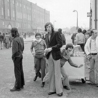 manchester football kiosk 1970s - Flashbak