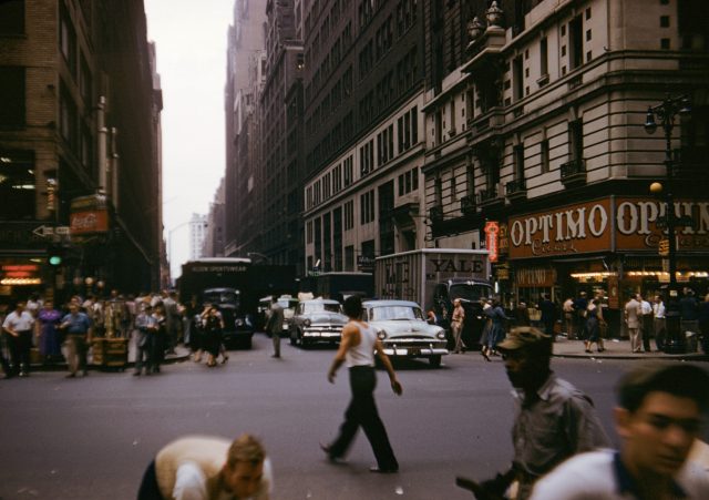 New York City In Kodachrome - Color Photos Found In A Trashcan From the ...